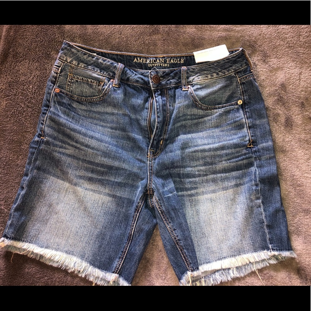 American Eagle Bermuda shorts